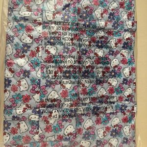 Vera Bradley Hello Kitty Small Vera Tote Paisley small